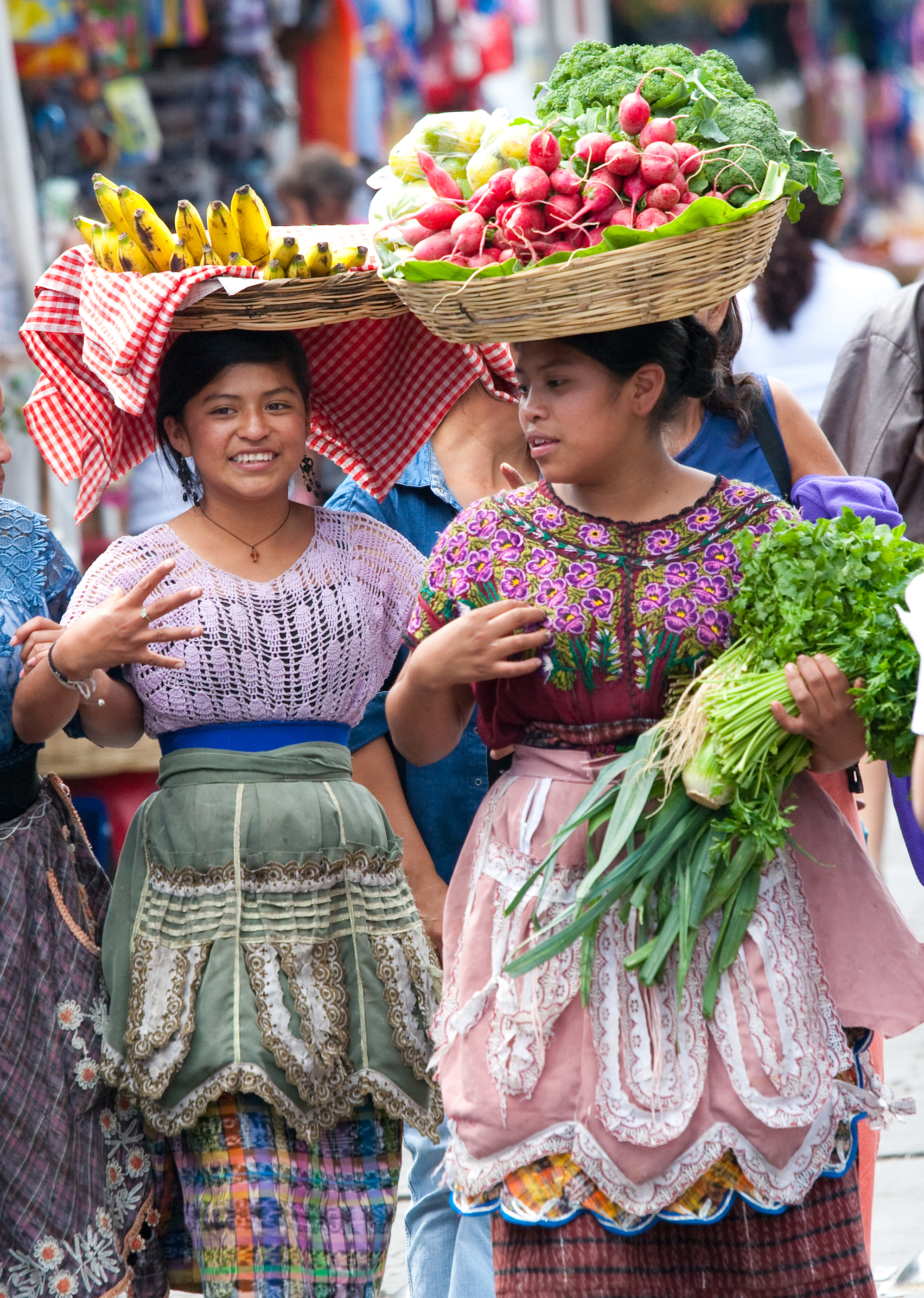 Fruit Sellers in Antigua Guatemala | Shutterbug